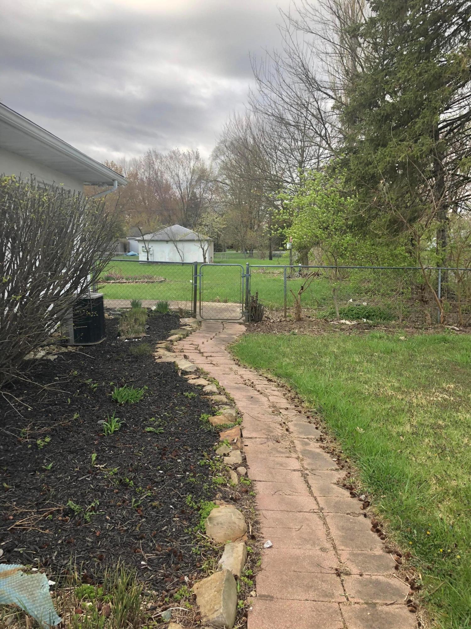 3727 Snouffer Road Columbus, OH 43235 - Photo 3 of 16 Gallery Image 3
