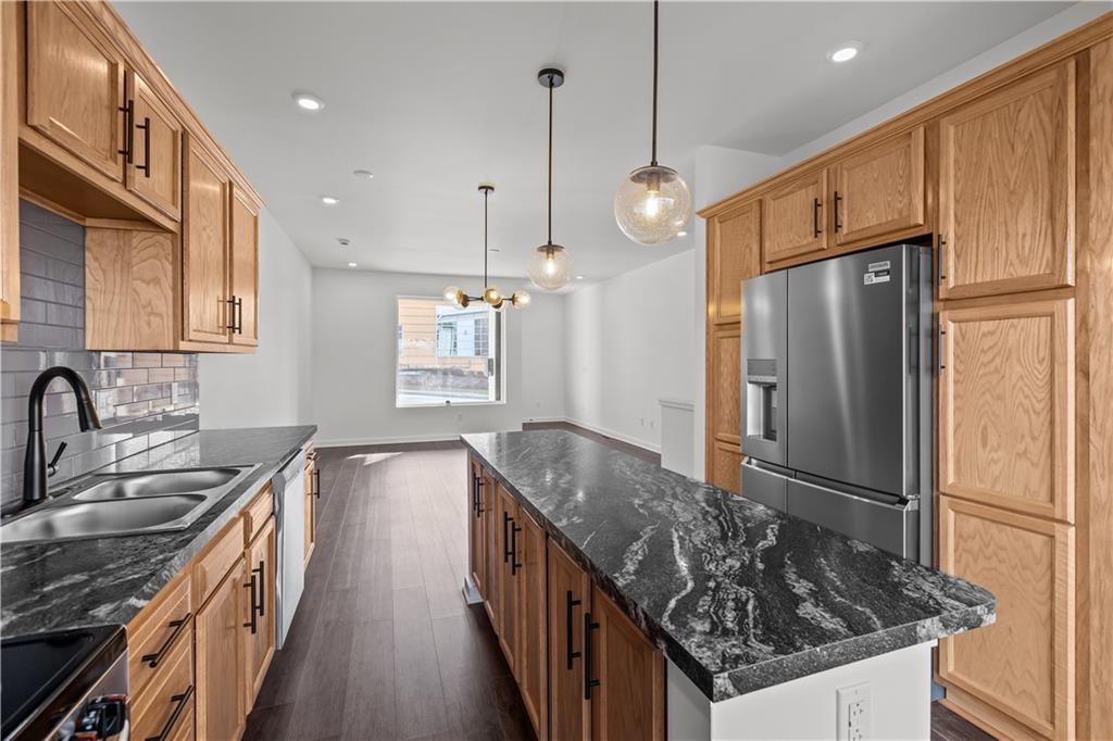 2125 Rose Street Pittsburgh, PA 15219 - Photo 11 of 33