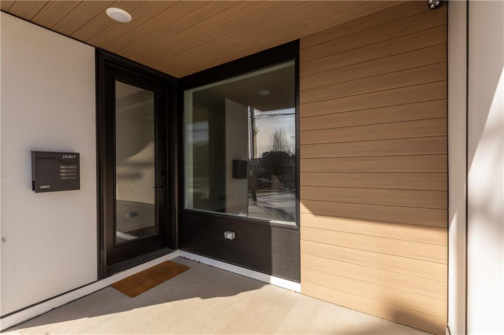 2125 Rose Street Pittsburgh, PA 15219 - Photo 3 of 33