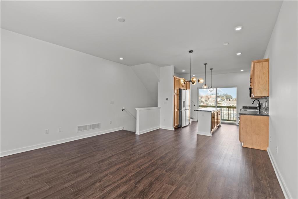 2125 Rose Street Pittsburgh, PA 15219 - Photo 6 of 33