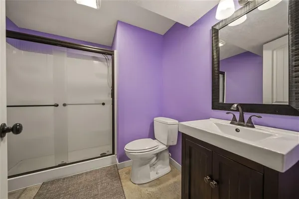 $399,000 | 13782 Valleyview Way, Bonner Springs, KS 66012