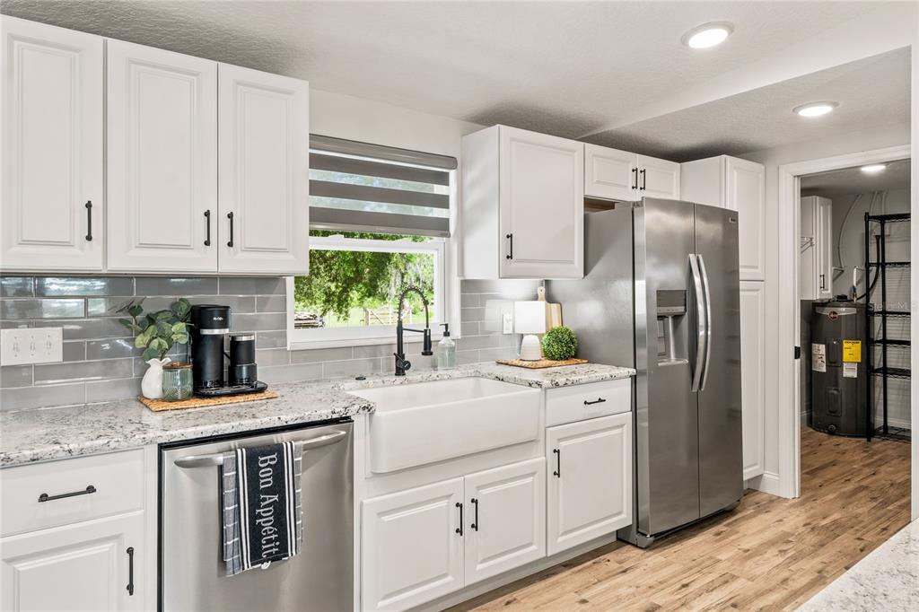 749 State Rte 415 Osteen, FL 32764 - Photo 10 of 42