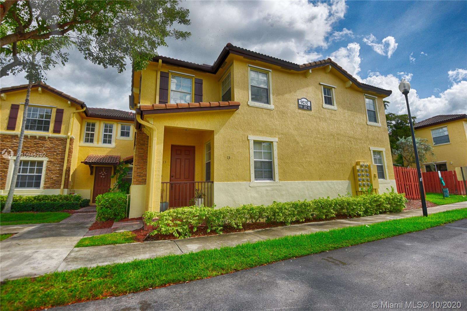 9237 Southwest 227th Street, Unit 13 Cutler Bay, FL 33190 - Photo 3 of 23