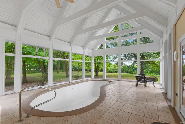 $1,150,000 | 1204 East Ohio Street, Monticello, IN 47960