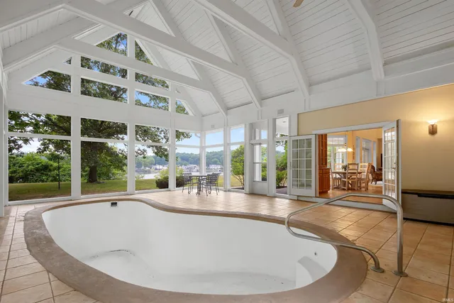 $1,150,000 | 1204 East Ohio Street, Monticello, IN 47960