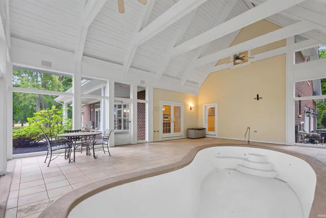 $1,150,000 | 1204 East Ohio Street, Monticello, IN 47960