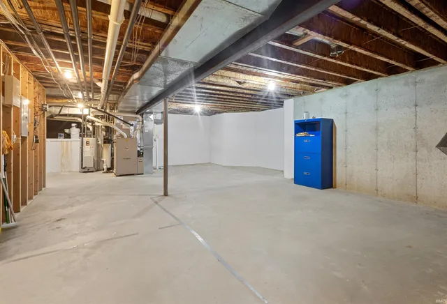 $1,150,000 | 1204 East Ohio Street, Monticello, IN 47960