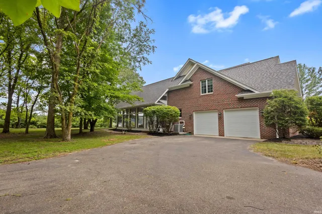 $1,150,000 | 1204 East Ohio Street, Monticello, IN 47960