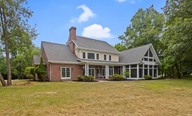 $1,150,000 | 1204 East Ohio Street, Monticello, IN 47960