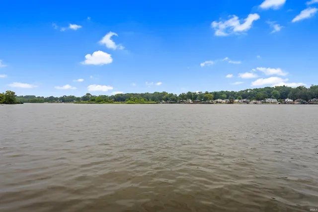 $1,150,000 | 1204 East Ohio Street, Monticello, IN 47960