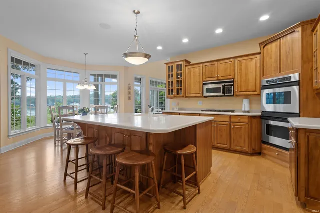 $1,150,000 | 1204 East Ohio Street, Monticello, IN 47960