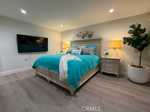 $688,000 | 2305 C Via Puerta, Laguna Woods, CA 92637