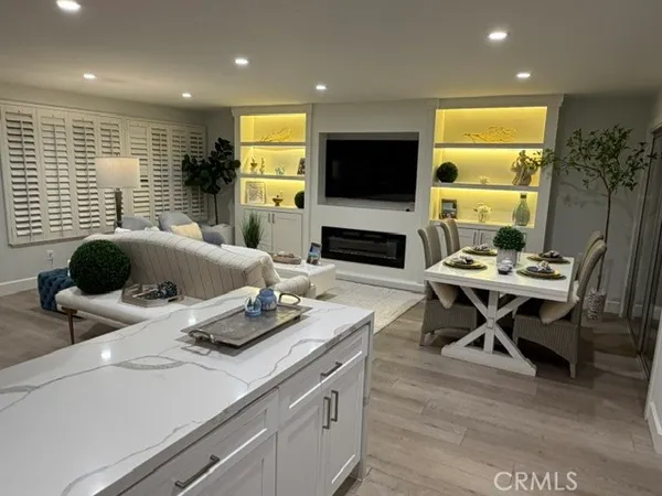 $688,000 | 2305 C Via Puerta, Laguna Woods, CA 92637