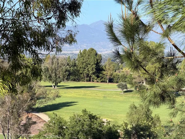 $688,000 | 2305 C Via Puerta, Laguna Woods, CA 92637