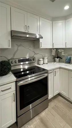$688,000 | 2305 C Via Puerta, Laguna Woods, CA 92637