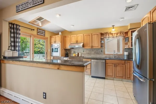 $749,000 | 11 Briar Hills Circle, Springfield, NJ 07081