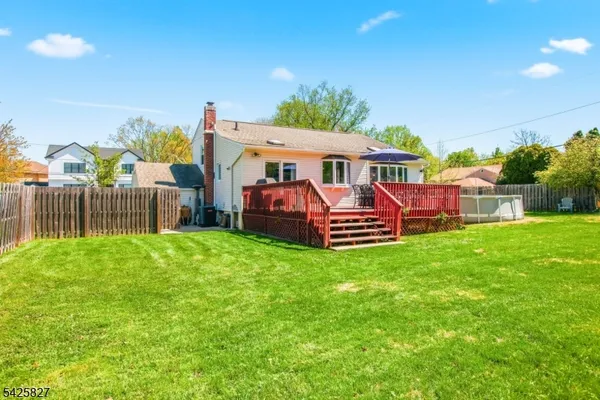 $749,000 | 11 Briar Hills Circle, Springfield, NJ 07081