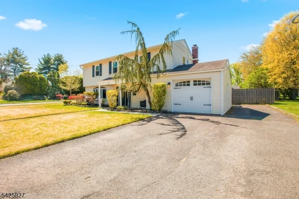 $749,000 | 11 Briar Hills Circle, Springfield, NJ 07081