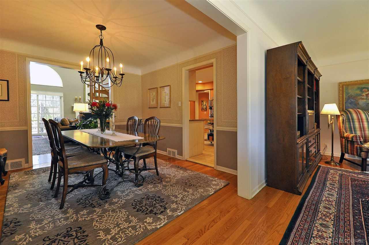 483 Shoreham Road Grosse Pointe Woods, MI 48236 - Photo 8 of 44