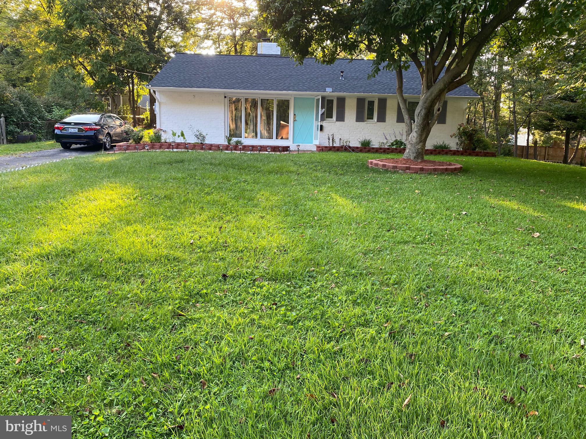 5409 Ferndale Street Springfield, VA 22151 - Photo 2 of 34