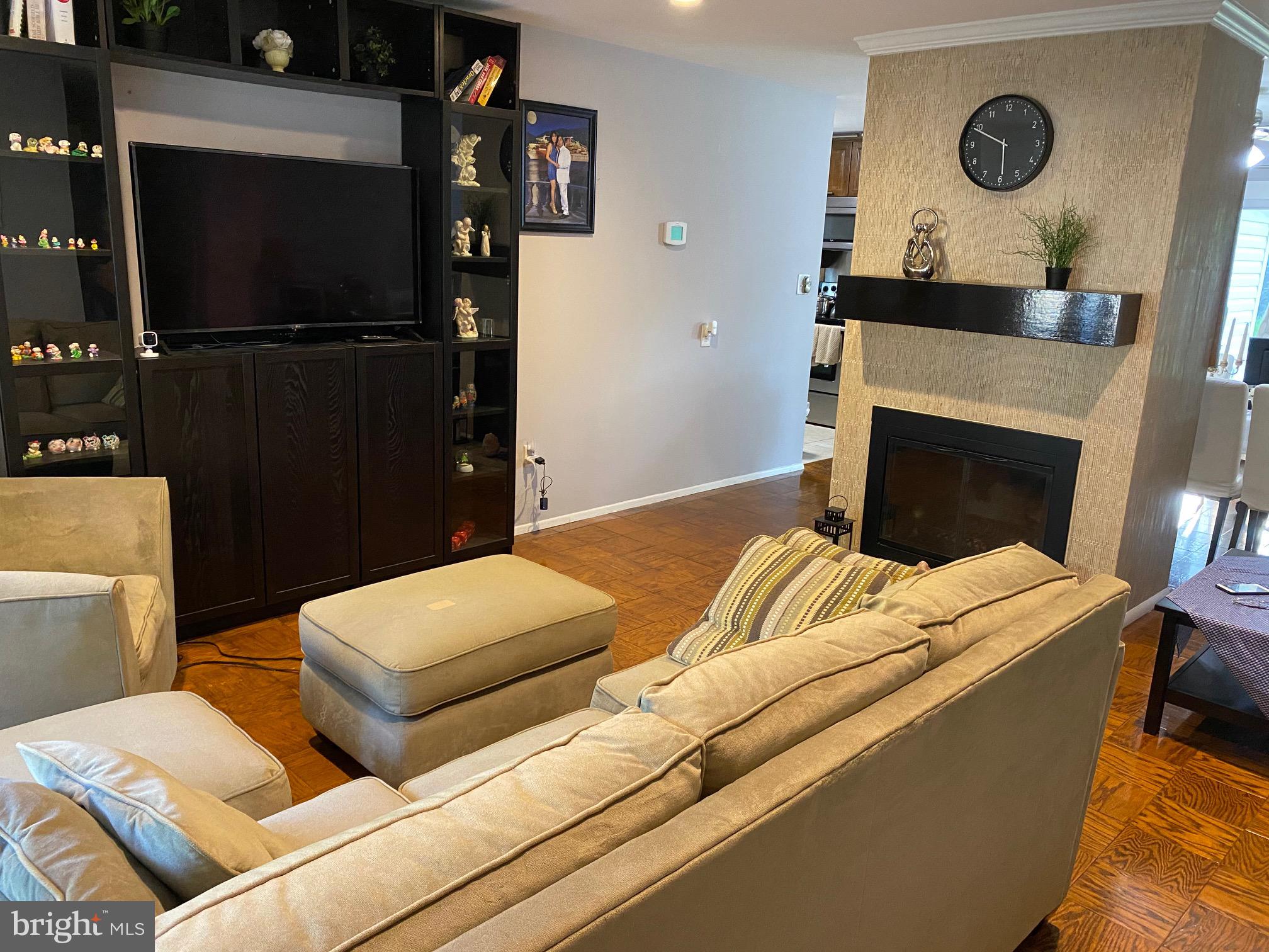 5409 Ferndale Street Springfield, VA 22151 - Photo 5 of 34