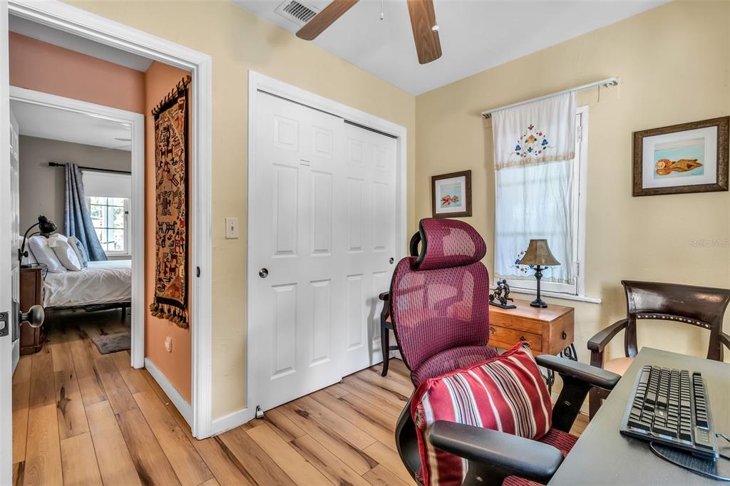 1817 6th Street Sarasota, FL 34236 - Photo 46 of 63