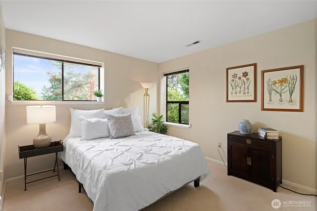 $1,580,000 | 18430 Northeast 15th Place, Bellevue, WA 98008