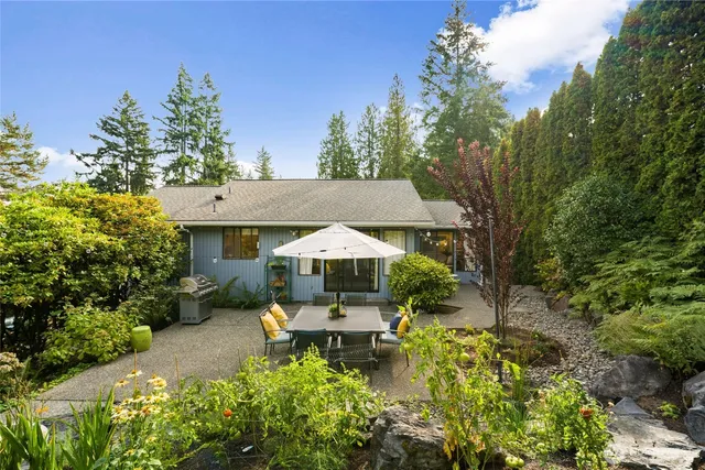 $1,580,000 | 18430 Northeast 15th Place, Bellevue, WA 98008