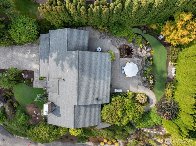 $1,580,000 | 18430 Northeast 15th Place, Bellevue, WA 98008