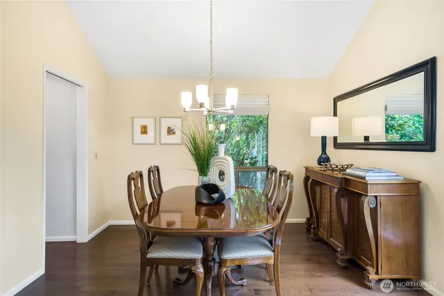 $1,580,000 | 18430 Northeast 15th Place, Bellevue, WA 98008