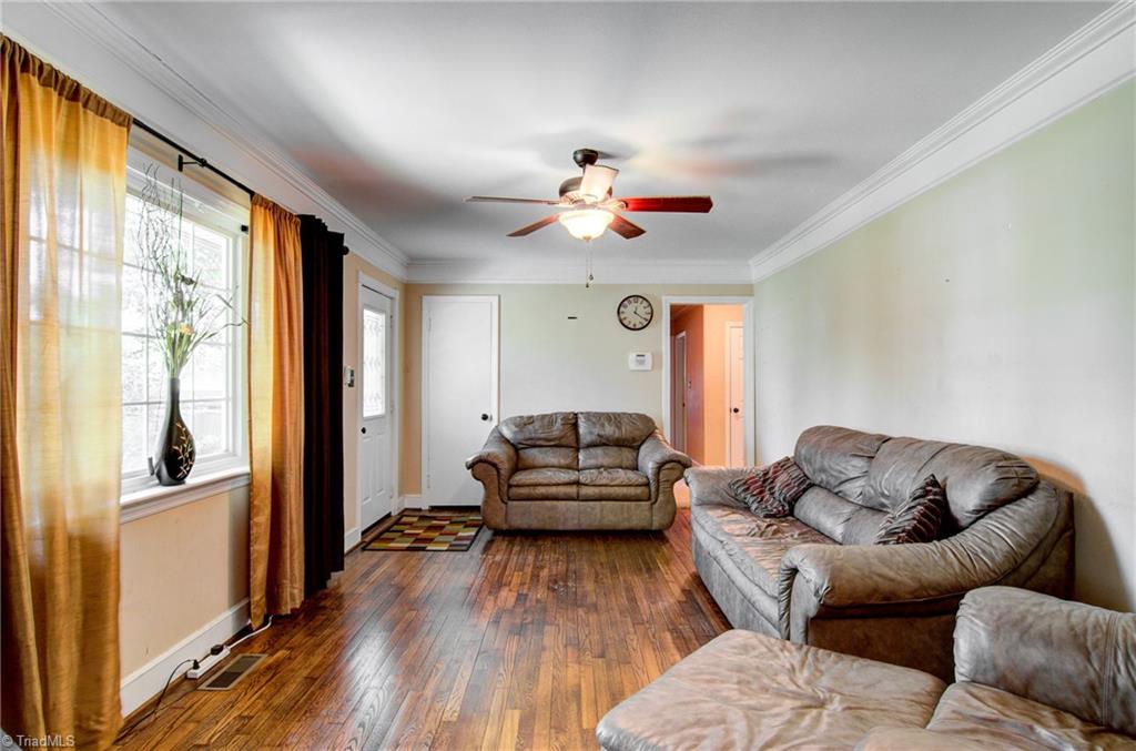 3817 Frazier Road Greensboro, NC 27407 - Photo 12 of 27 Living Room