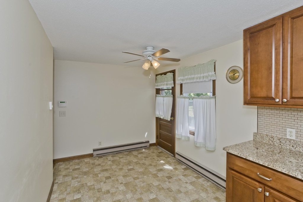 57 Price Street Springfield, MA 01104 - Photo 6 of 35