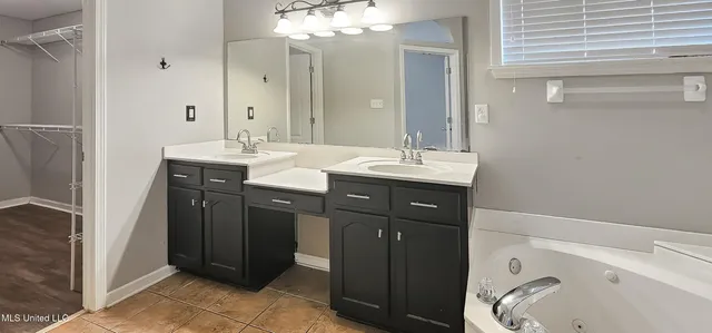 $2,500 | 9336 Gee Gee Drive, Olive Branch, MS 38654