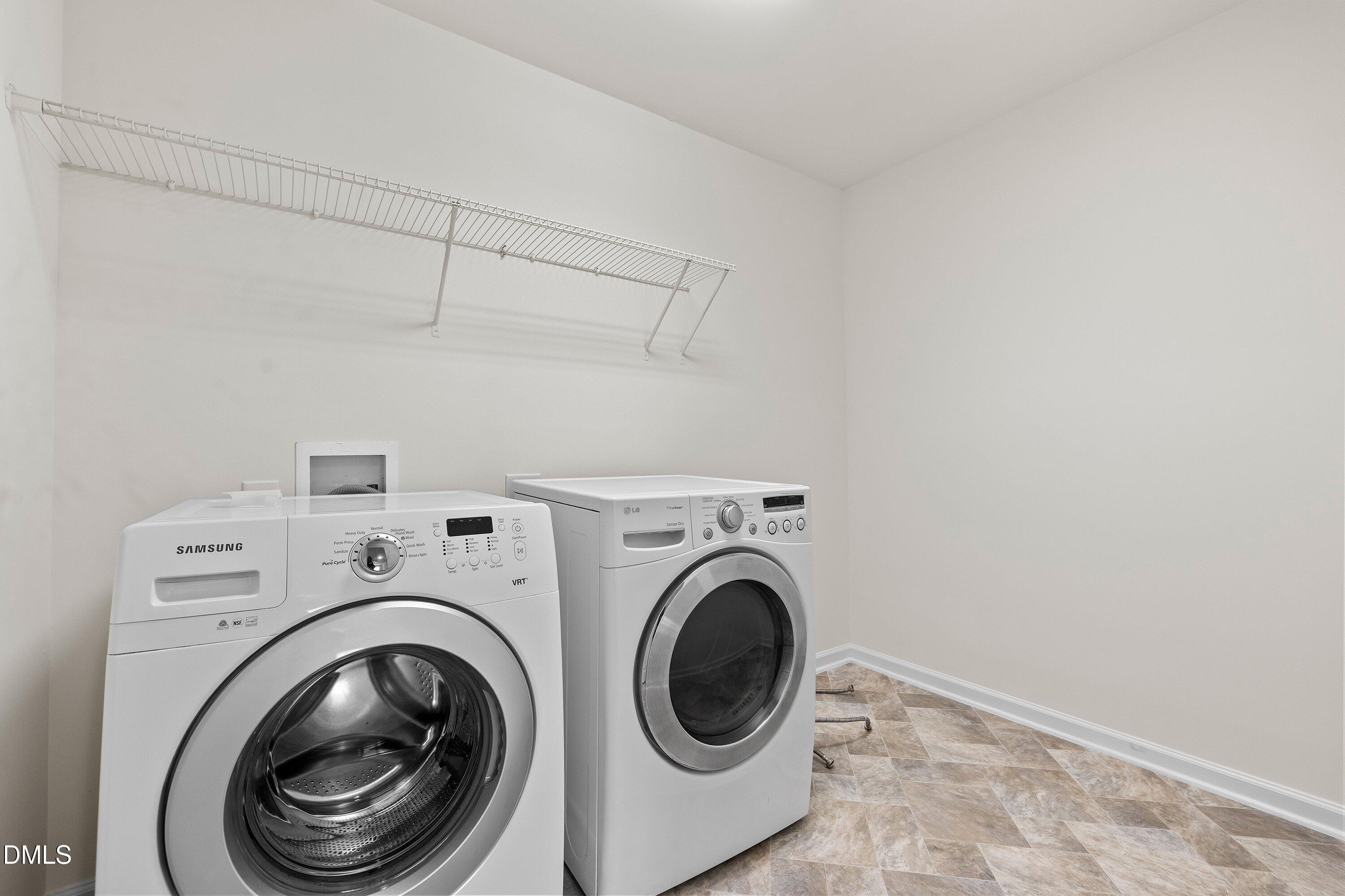 103 Thorngate Road Durham, NC 27703 - Photo 37 of 50 46-103 Thorngate Rd_7457