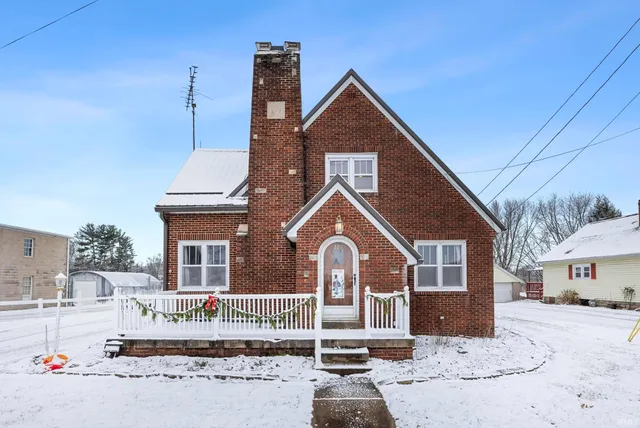 $225,000 | 228 Highway 56, Jasper, IN 47546