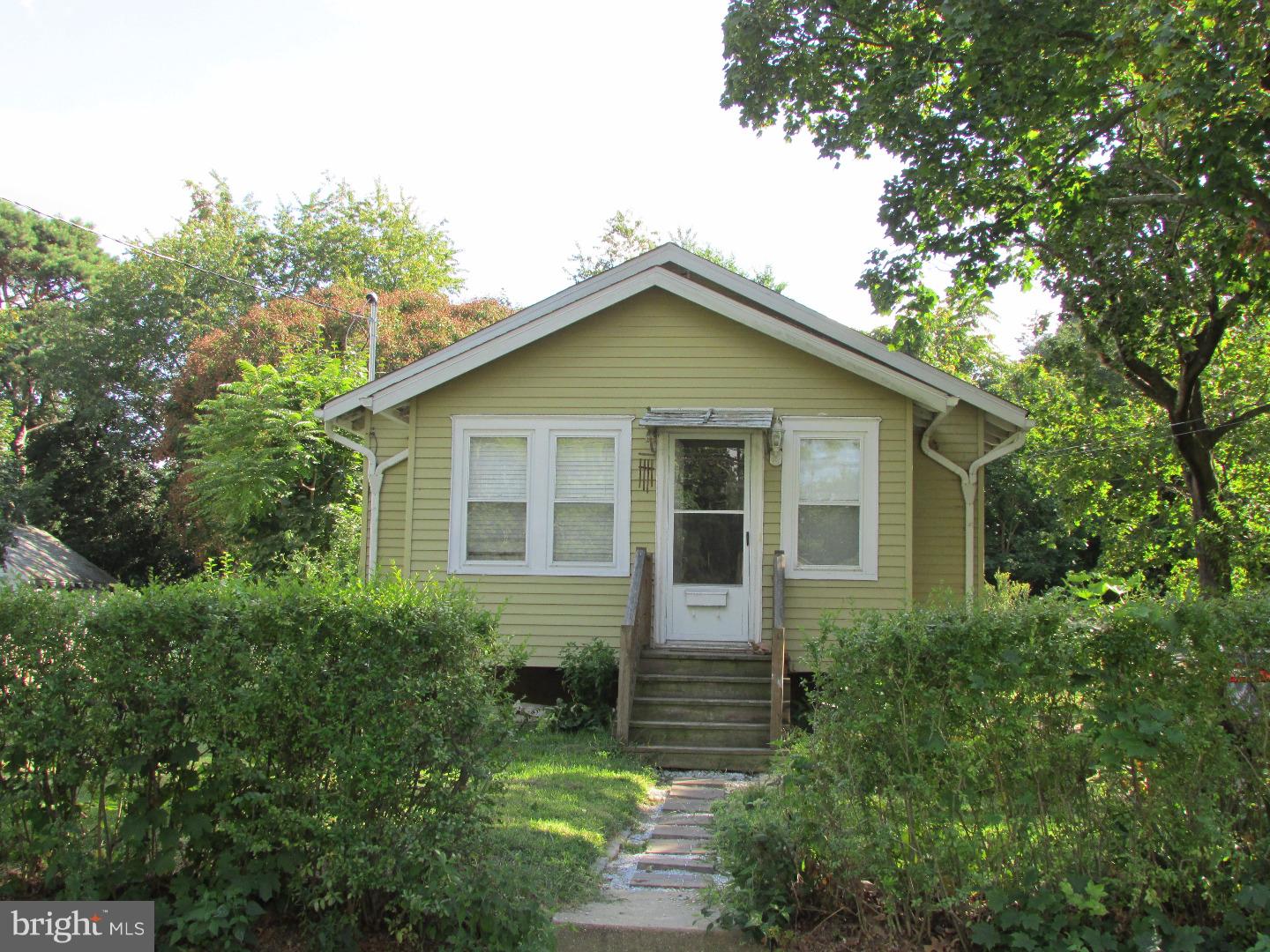 38 Ridge Avenue Mount Holly, NJ 08060 - Photo 2 of 12 Exterior Front
