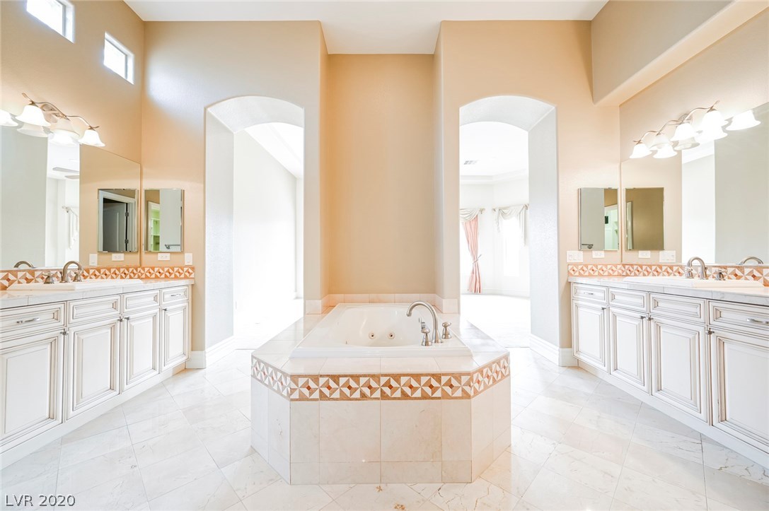 8485 West Picket Ridge Court Las Vegas, NV 89143 - Photo 14 of 46