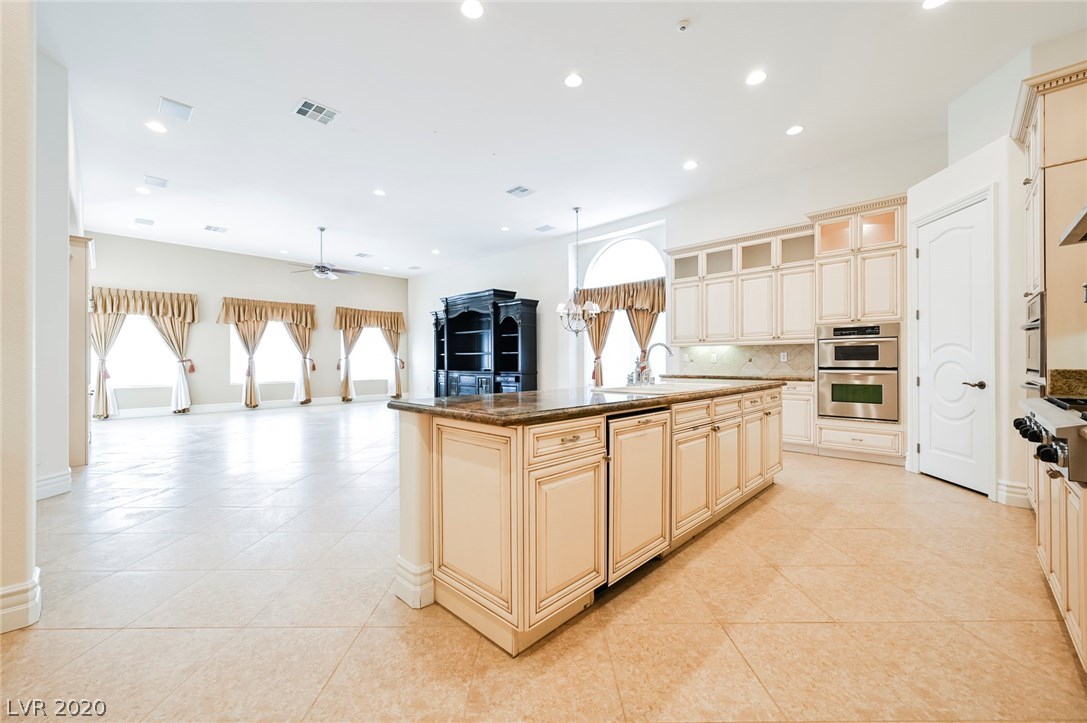 8485 West Picket Ridge Court Las Vegas, NV 89143 - Photo 29 of 46
