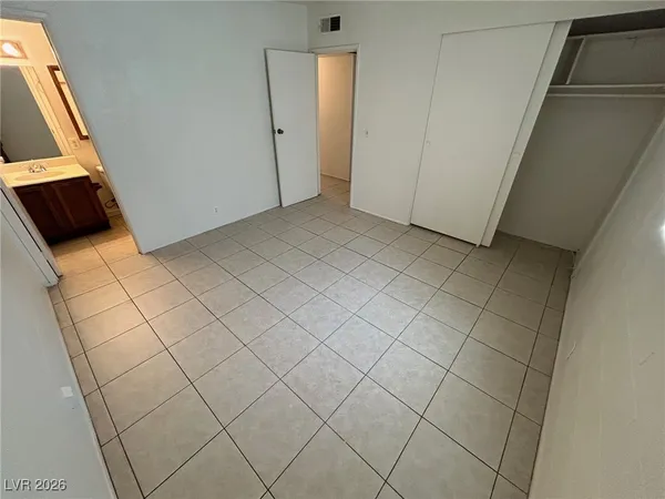 $1,750 | 1937 Capistrano Avenue, Las Vegas, NV 89169