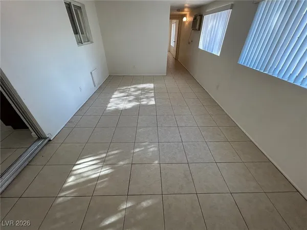 $1,750 | 1937 Capistrano Avenue, Las Vegas, NV 89169