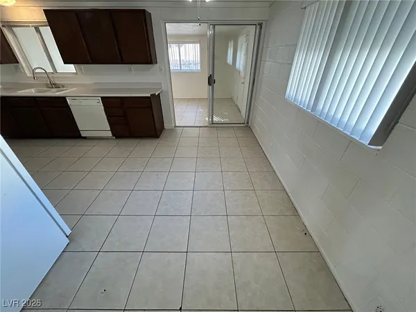 $1,750 | 1937 Capistrano Avenue, Las Vegas, NV 89169