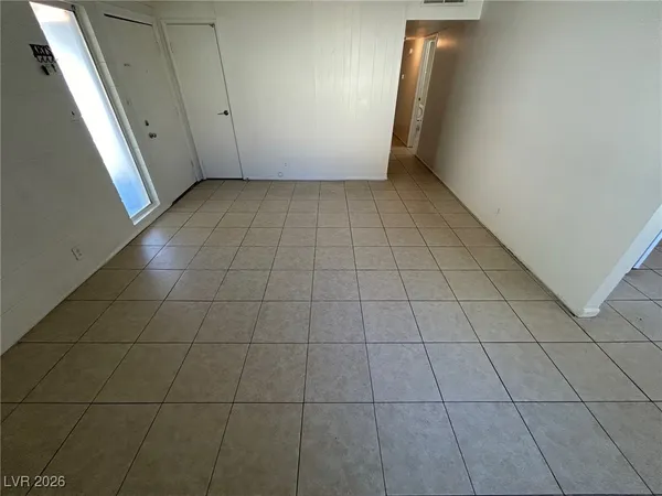$1,750 | 1937 Capistrano Avenue, Las Vegas, NV 89169