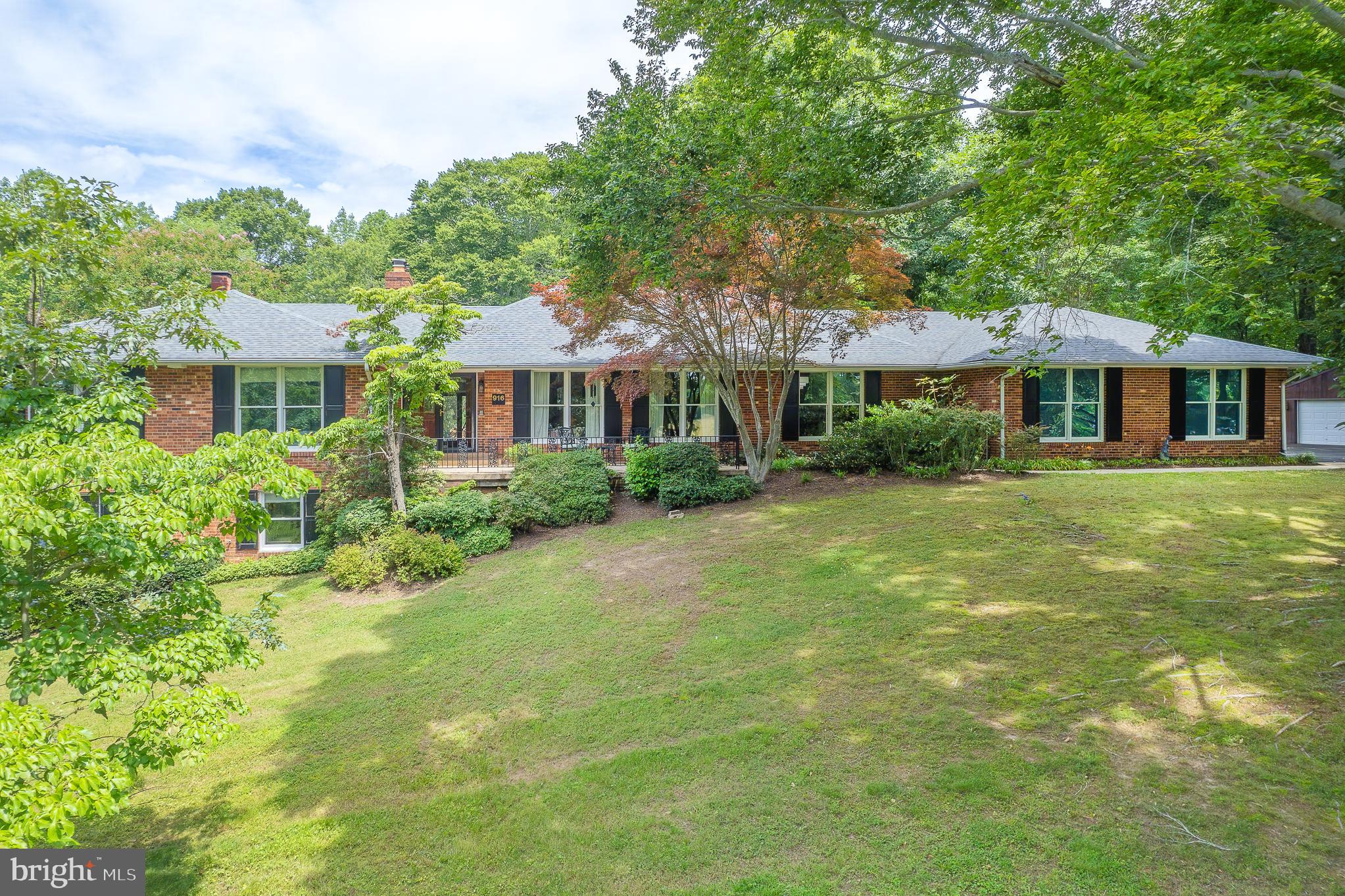 916 Upper Pindell Road Lothian, MD 20711 - Photo 11 of 111 Estate living at its finest