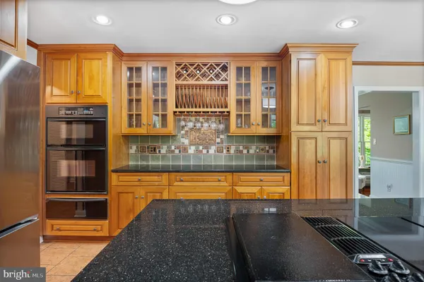$1,112,000 | 916 Upper Pindell Road, Lothian, MD 20711