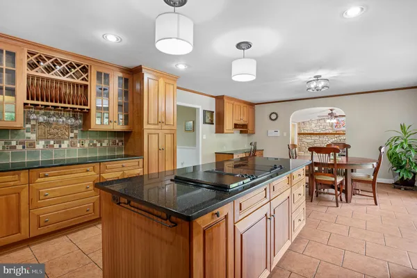 $1,112,000 | 916 Upper Pindell Road, Lothian, MD 20711