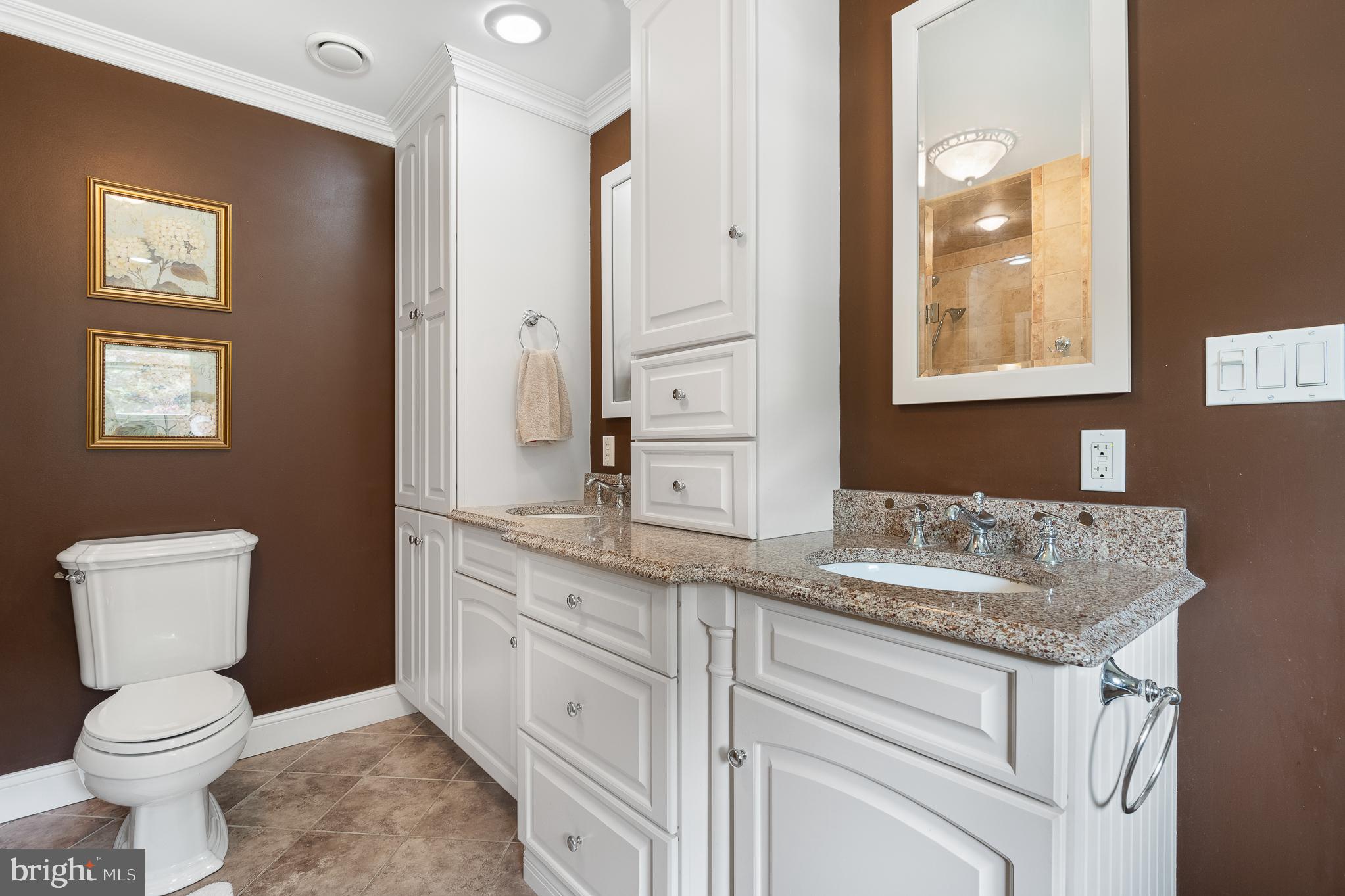 916 Upper Pindell Road Lothian, MD 20711 - Photo 87 of 111 Floor to ceiling storage