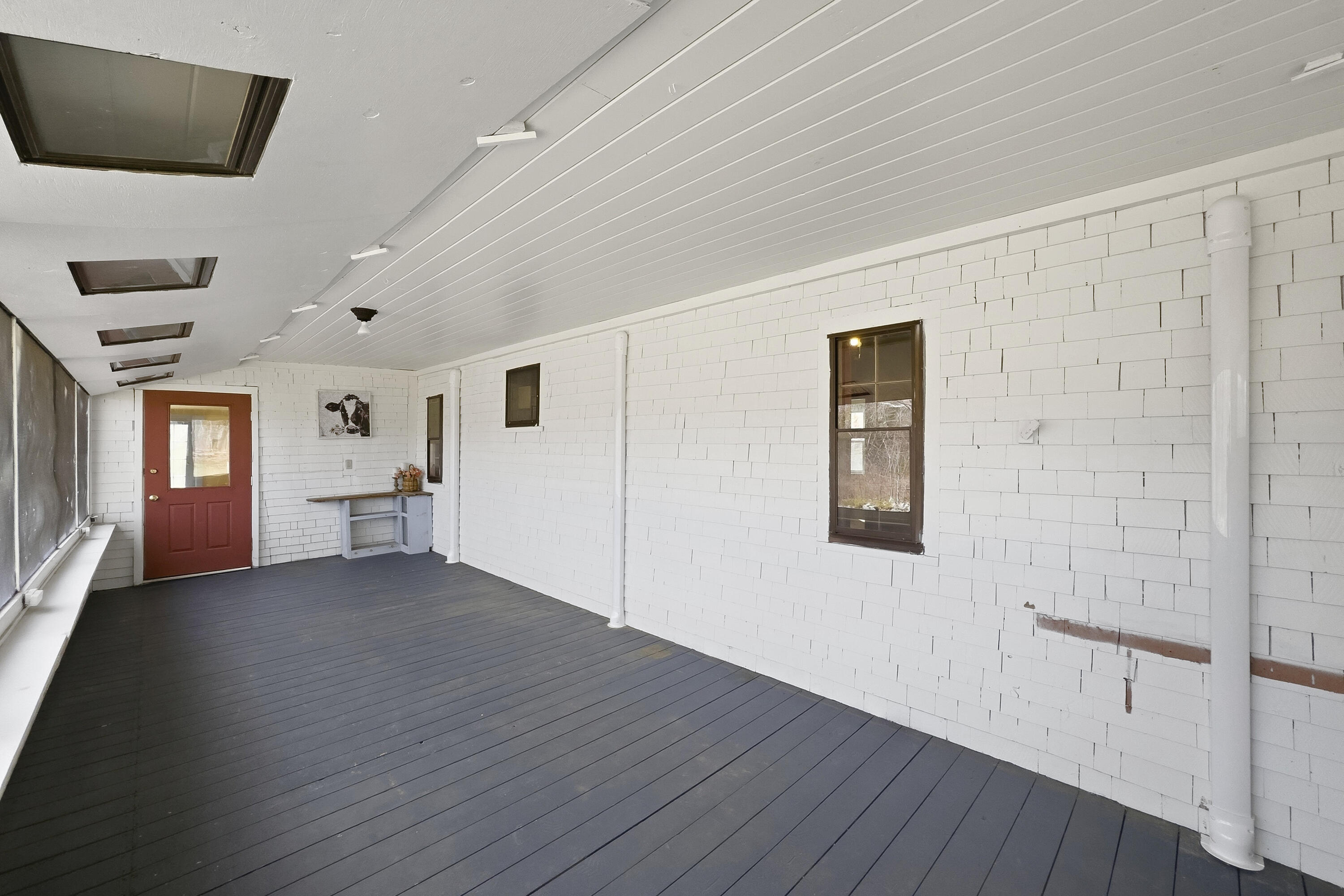 175 Quarry Road Waldoboro, ME 04572 - Photo 66 of 103 Enclosed porch