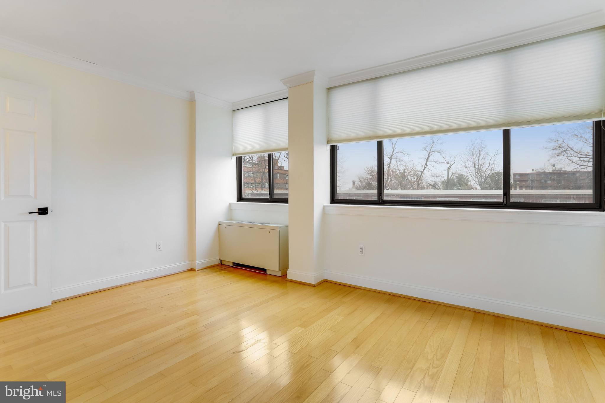 4401 Cherry Hill Road, Unit 46 Arlington, VA 22207 - Photo 24 of 34 Second Bedroom