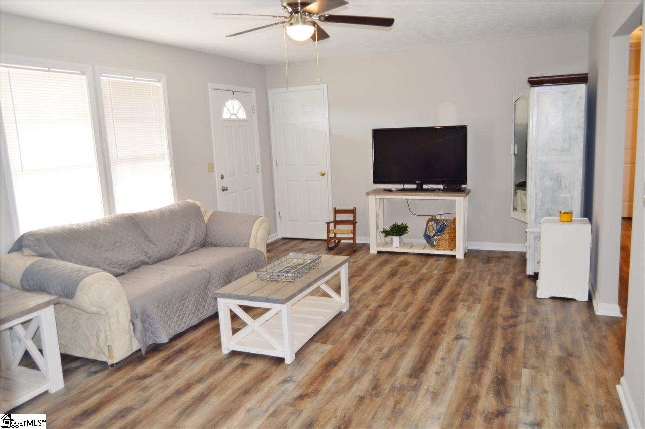 16 Design Lane Travelers Rest, SC 29690 - Photo 3 of 34 Gallery Image 3