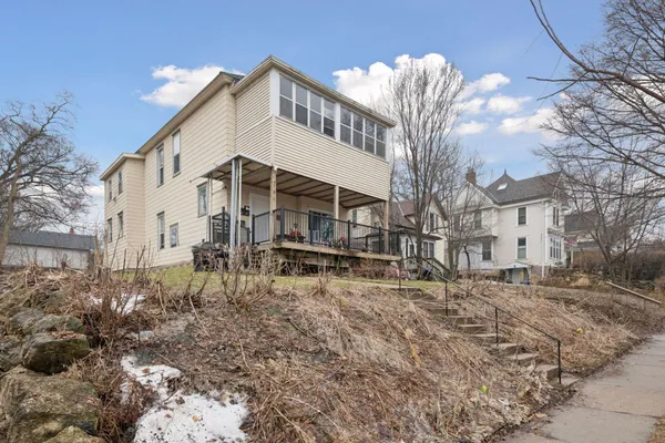 $407,500 | 306 King Street West, St. Paul, MN 55107